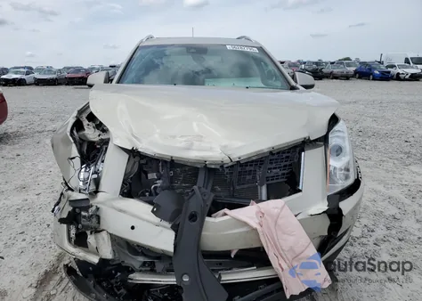 2013 Cadillac Srx Luxury Collection z USA, uszkodzony, nr VIN 3GYFNCE33DS539639